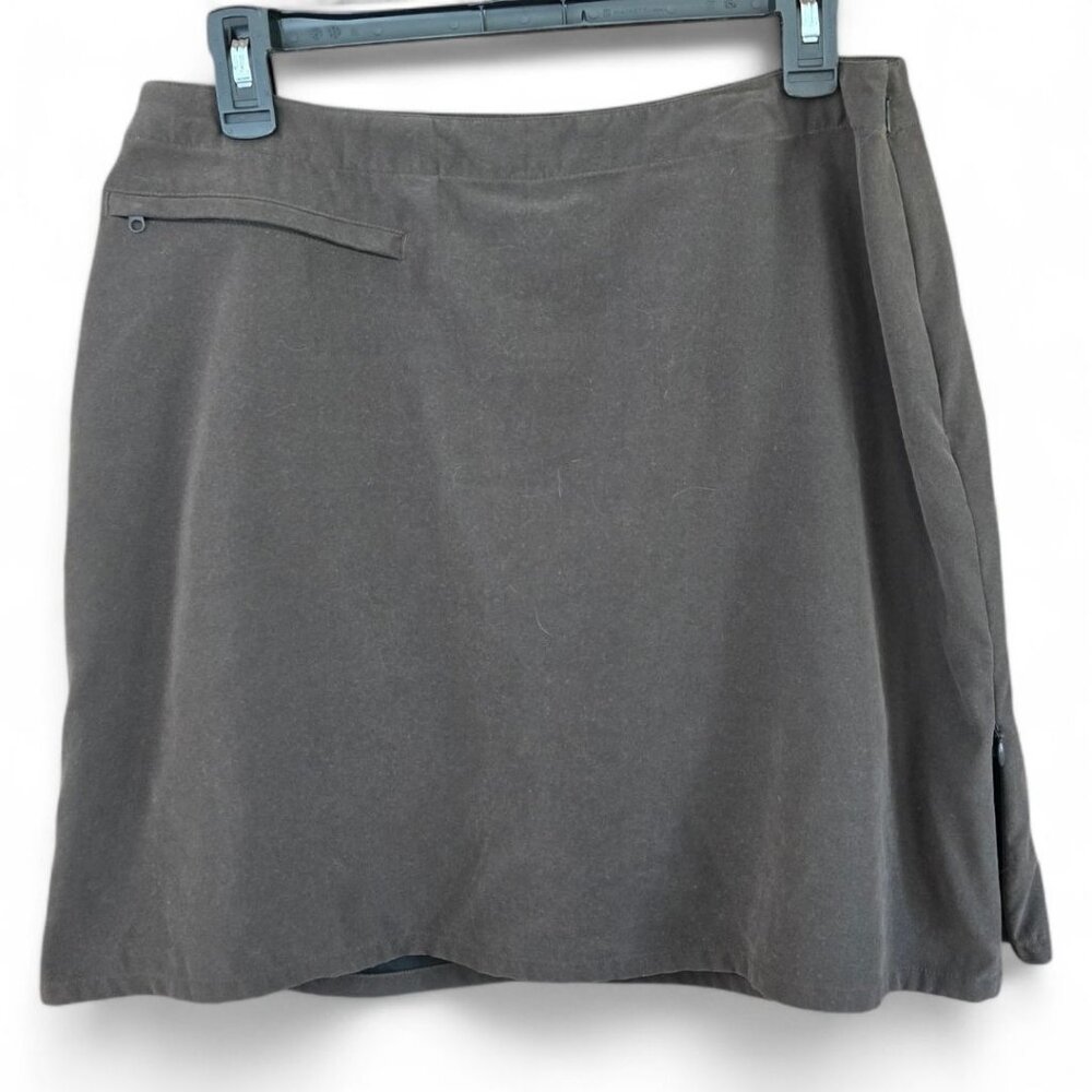 Patagonia Womens Suede Feel Skort Size 12 With Side Zippers & Zipper Pocket